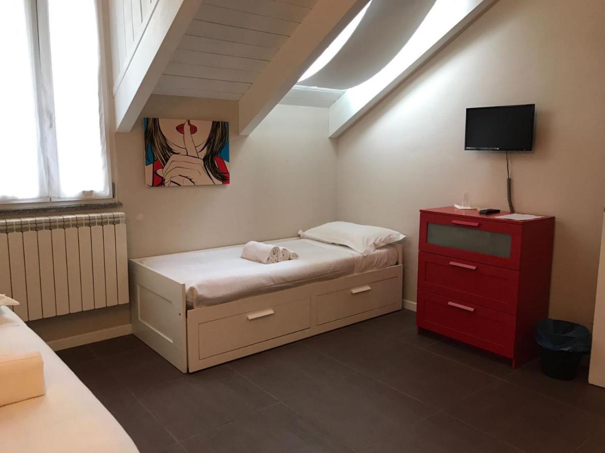 B&B Leonardo Rho Luaran gambar