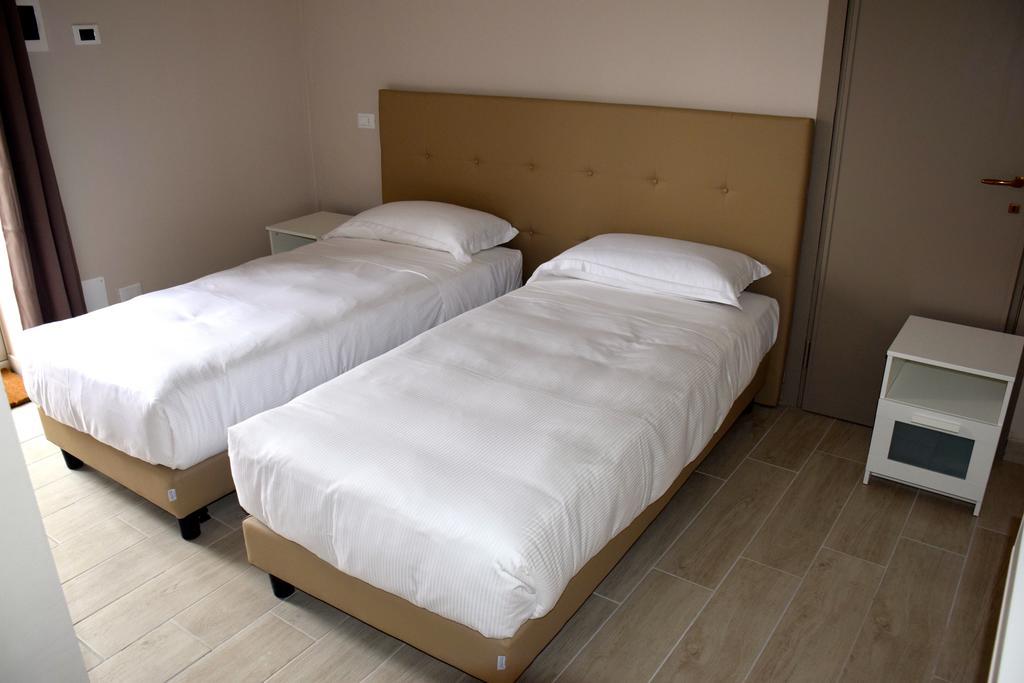 B&B Leonardo Rho Bilik gambar