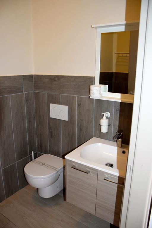 B&B Leonardo Rho Luaran gambar