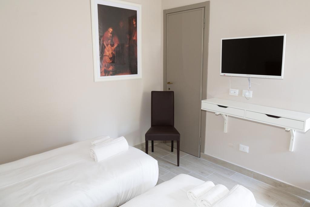 B&B Leonardo Rho Luaran gambar