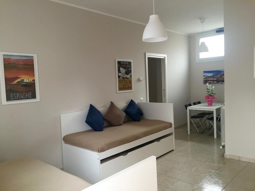 B&B Leonardo Rho Luaran gambar