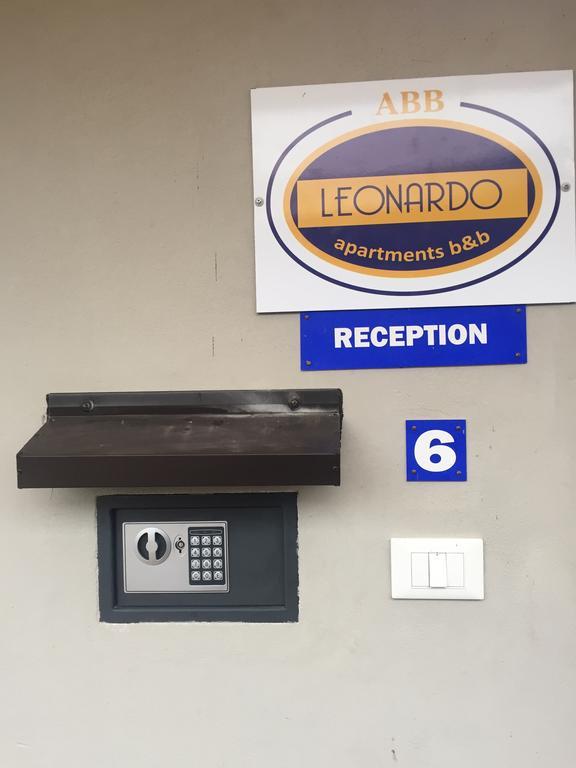 B&B Leonardo Rho Luaran gambar