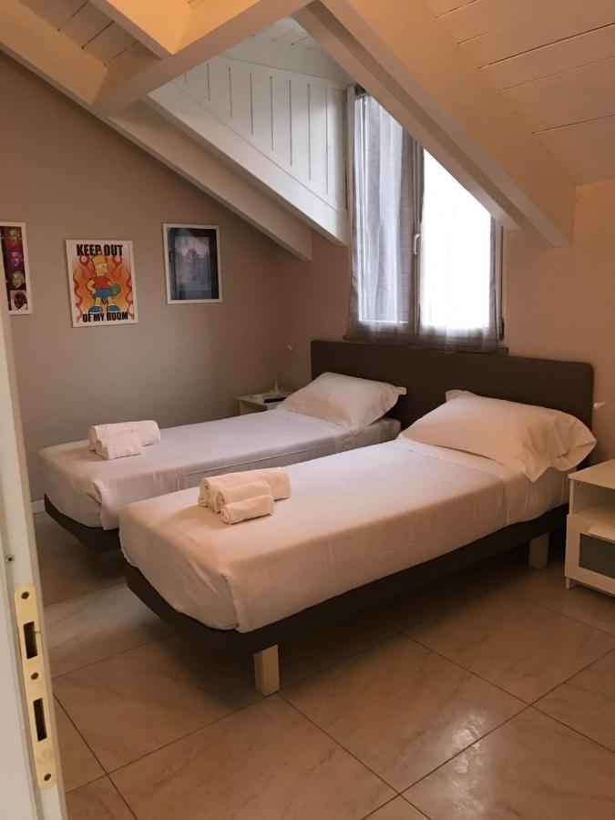 B&B Leonardo Rho Luaran gambar